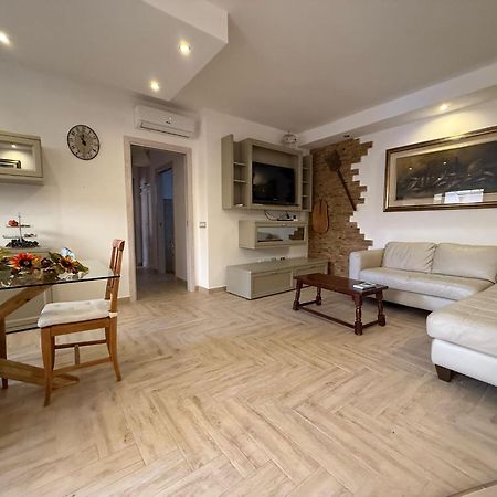 The Refuge Apartment Porto Torres Eksteriør billede