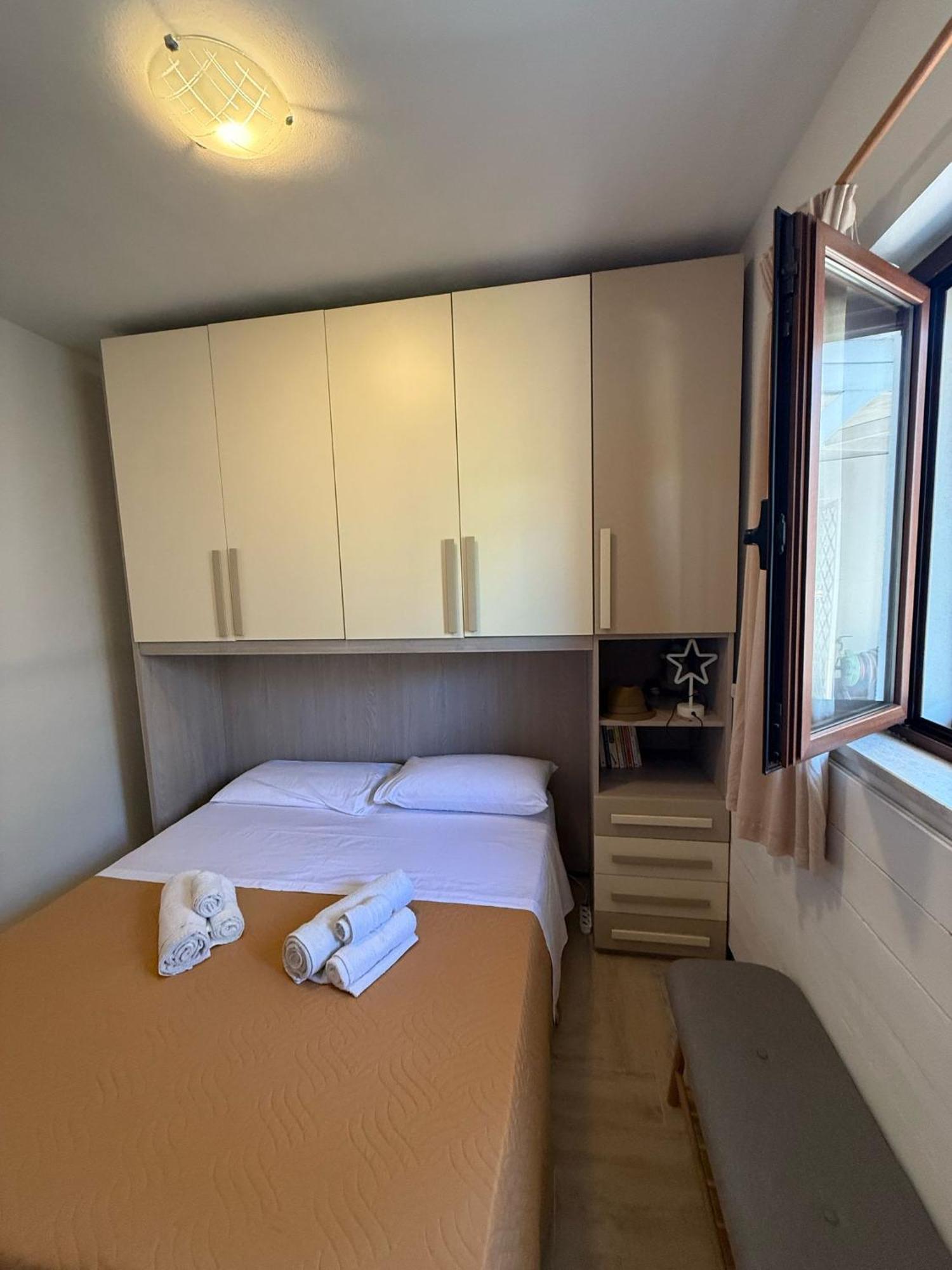 The Refuge Apartment Porto Torres Eksteriør billede