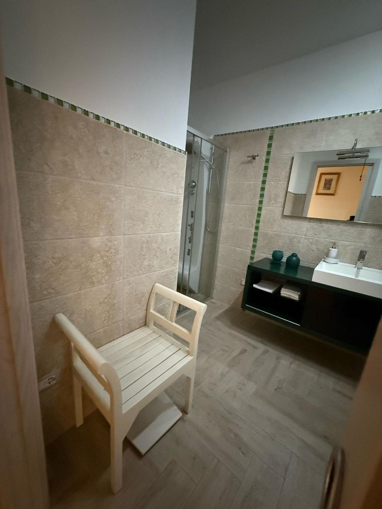 The Refuge Apartment Porto Torres Eksteriør billede